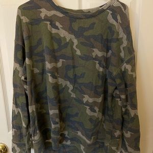 Camo crew neck
